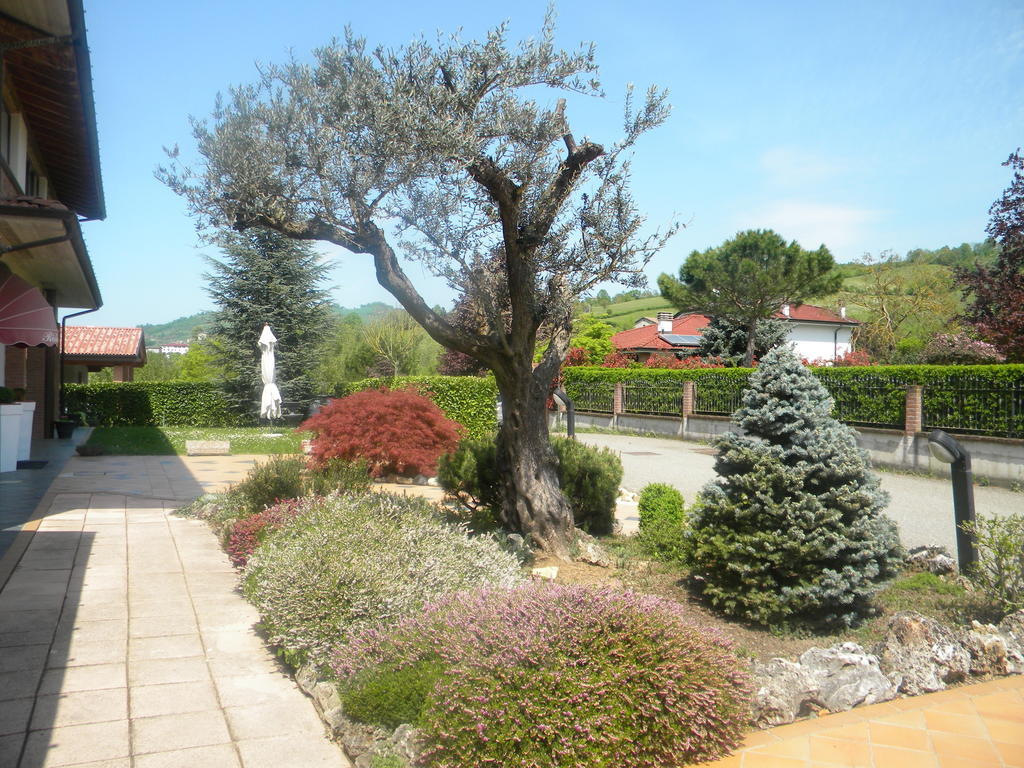 La Vecchia Quercia Hotel Bettola  Esterno foto